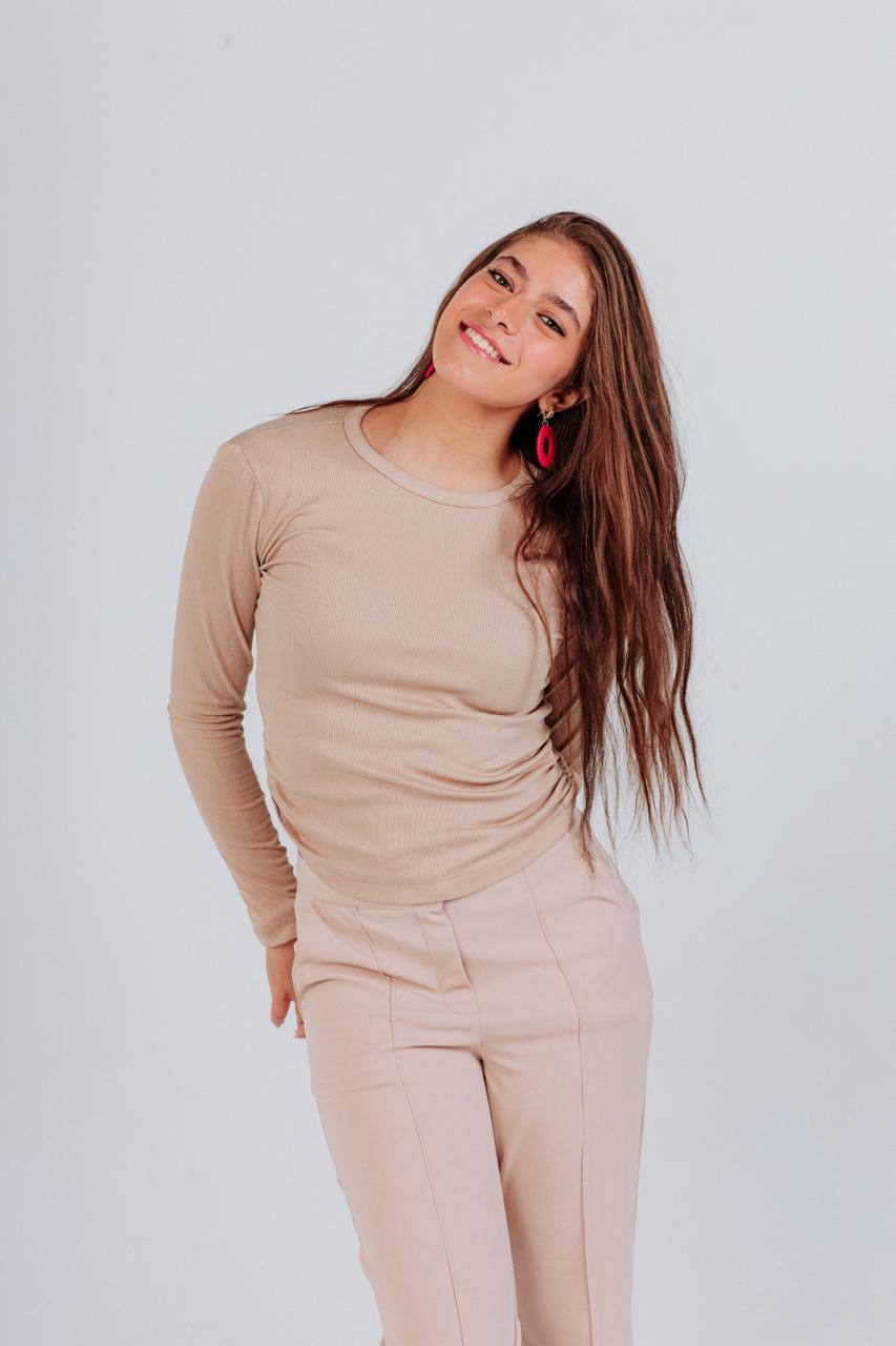 EVES - Top