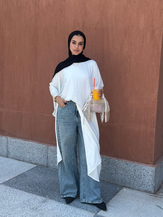 Floawting in white