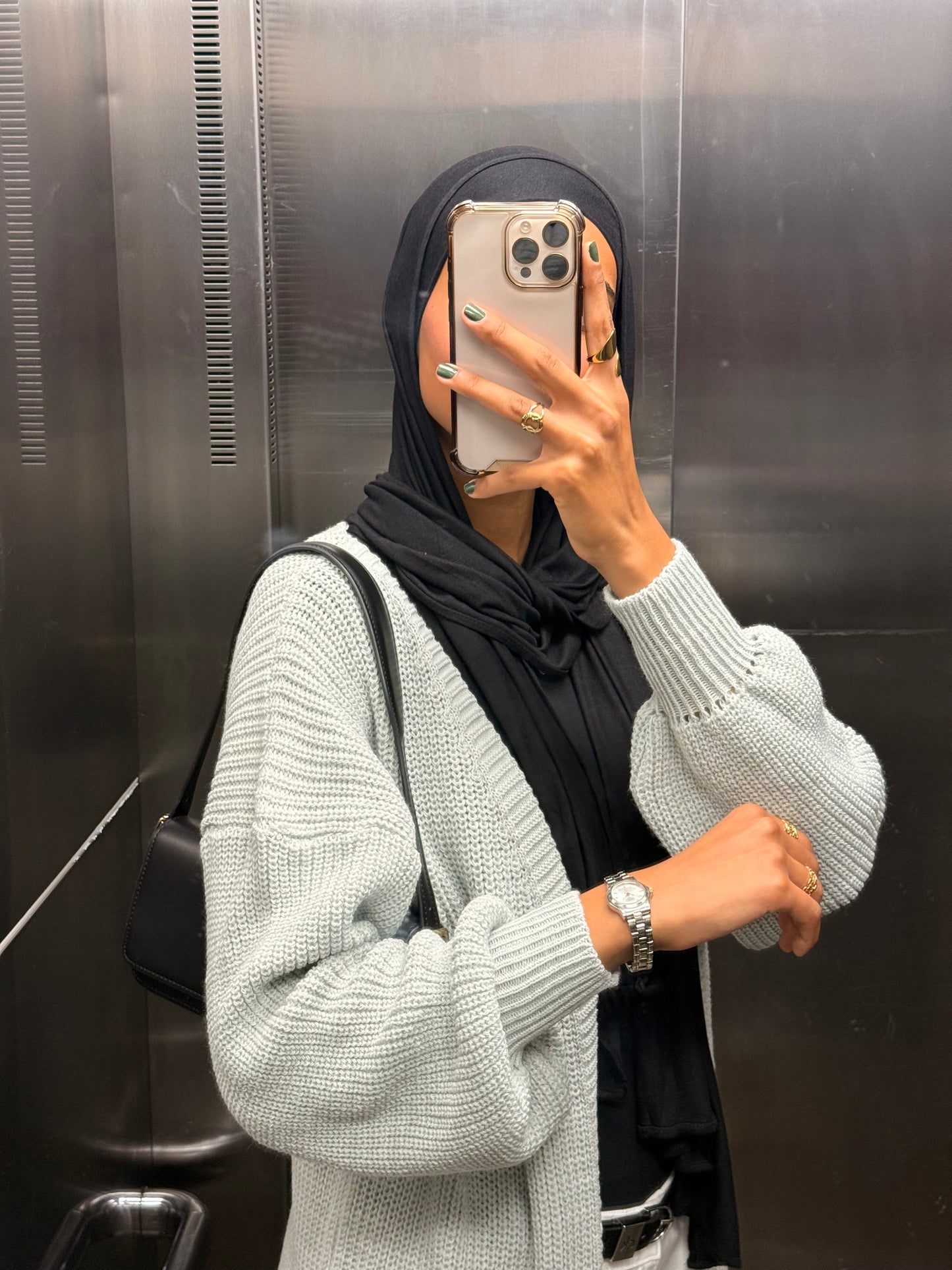 The knit cardigan - in Dusk