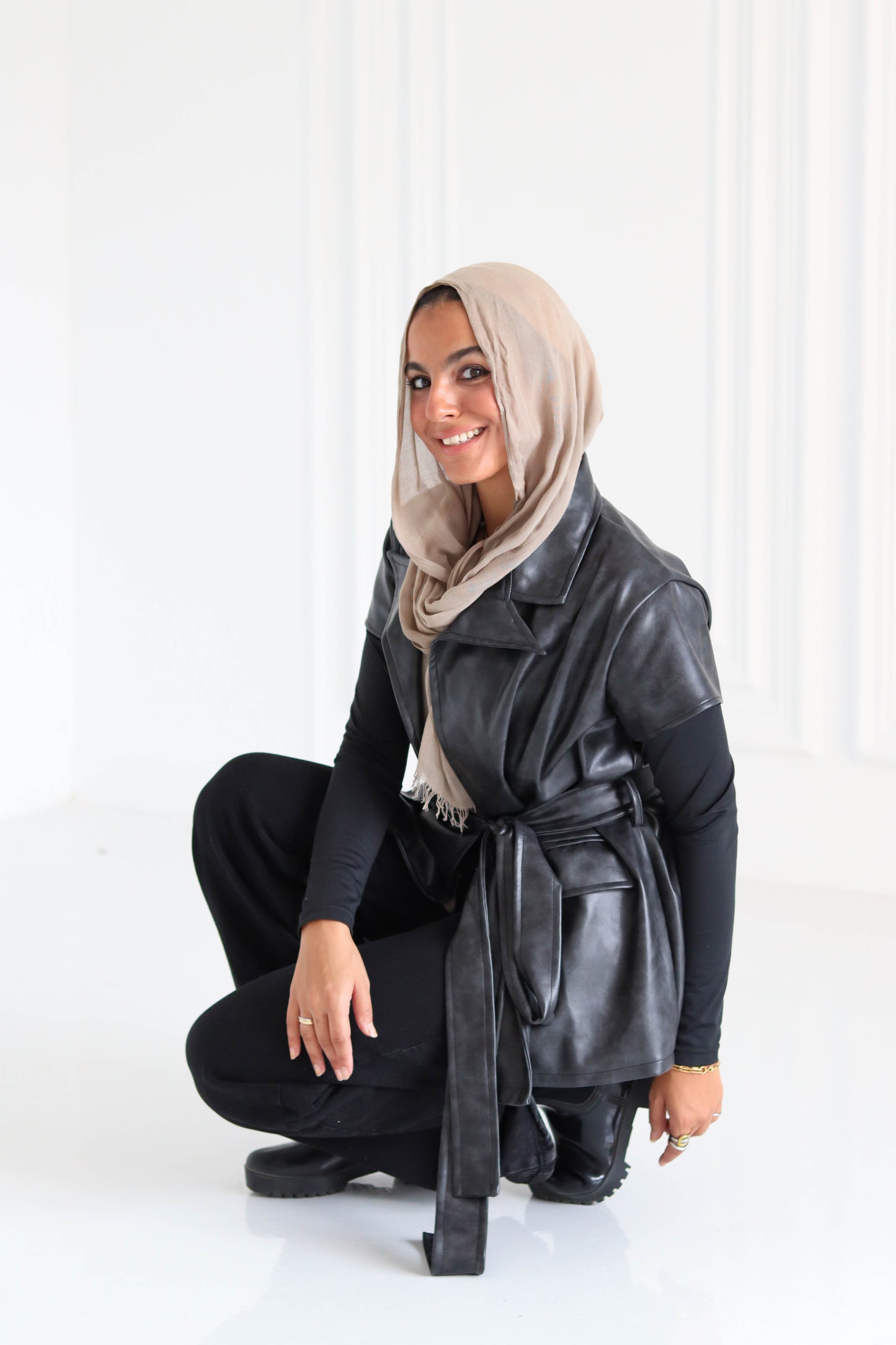 Blaze (velvet black)